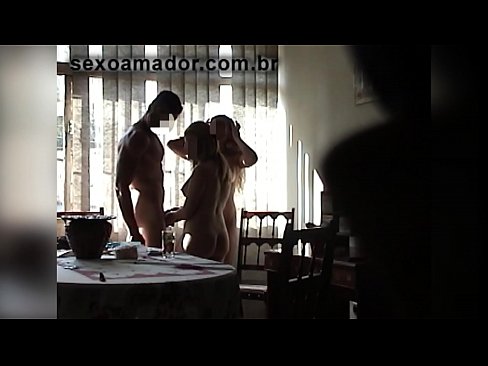 ❤️ Los amigos del sexo invitan a un hombre gigante y a un trío con él ❤❌ Video de sexo en es.epicpornvideos-com.ru ❌️
