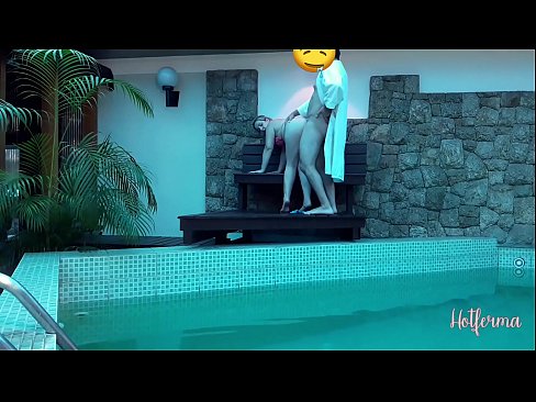 ❤️ El jefe invita a la criada a la piscina, pero no pudo resistirse a una caliente ❤❌ Video de sexo en es.epicpornvideos-com.ru ❌️